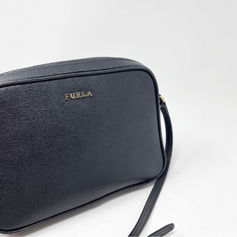 Furla Black Saffiano Leather Camera Crossbody Bag Chain Zipper Top 7x5.5 in - Picture 7 of 15